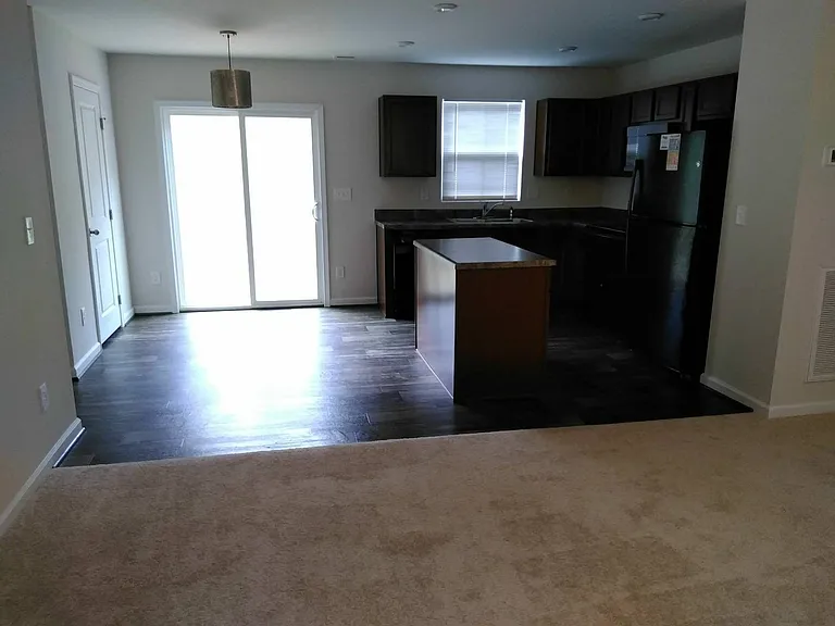 1700 Joseph Hewes Ct — Photo 5