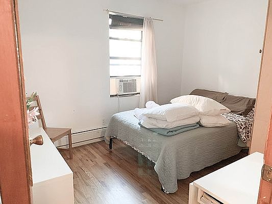 2nd image of 95 Clay St APT 3B