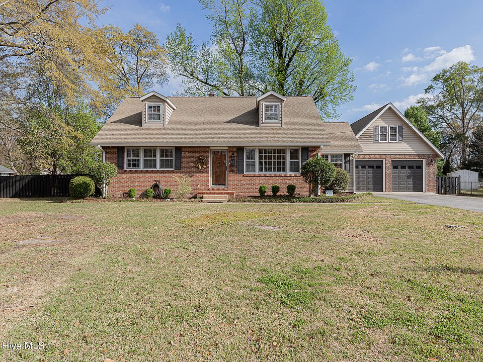 1st image of 818 Edgewood Drive
