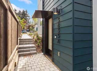 3831 A Woodlawn Ave N, Seattle, WA 98103