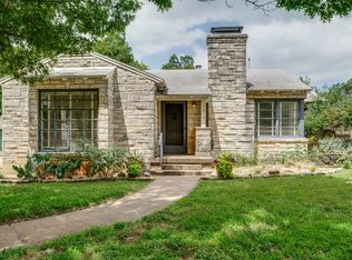 1219 Walter Dr, Dallas, TX 75211
