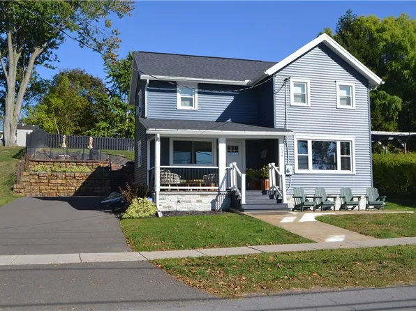 6198 Lake St, Cayuga, NY 13034