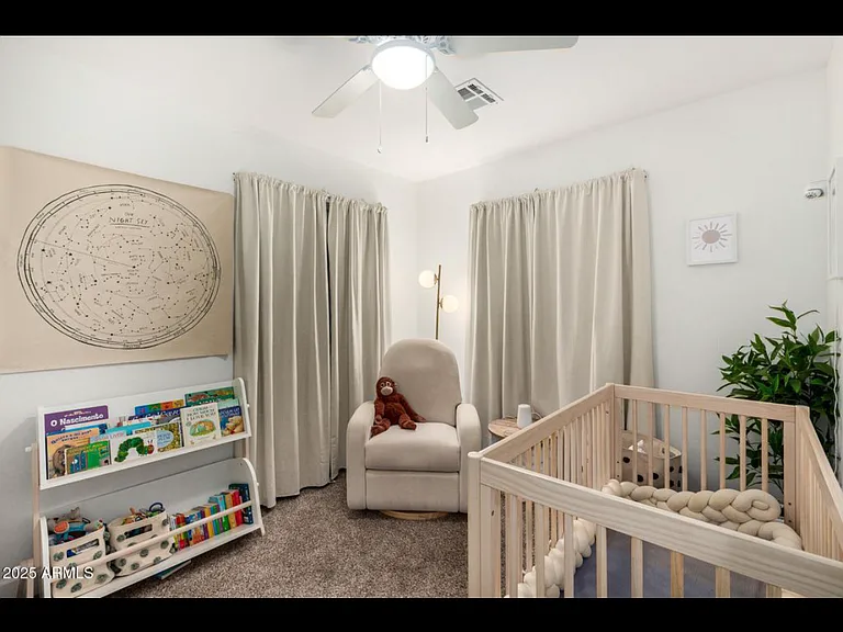 2613 E Pierson St — Photo 12