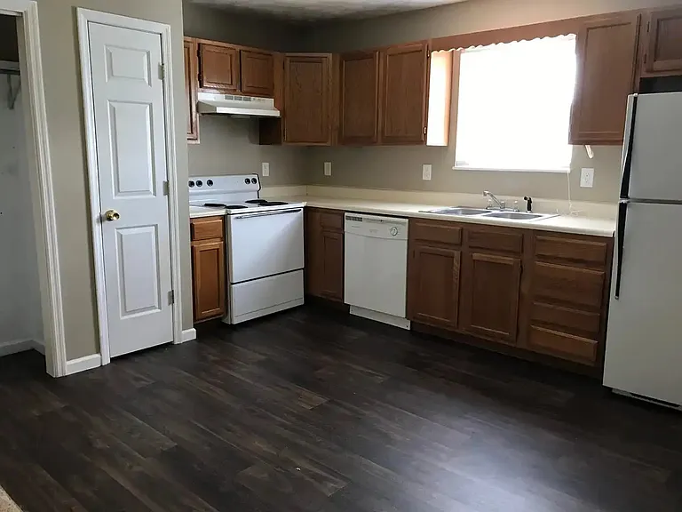 14 Werner Dr #2 — Photo 2