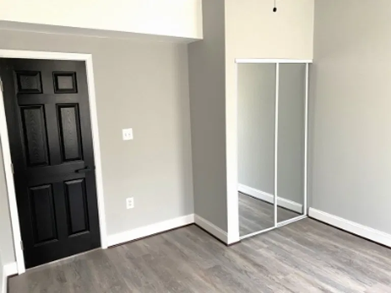 3523 Edmondson Avenue W Bath #J-750 — Photo 31