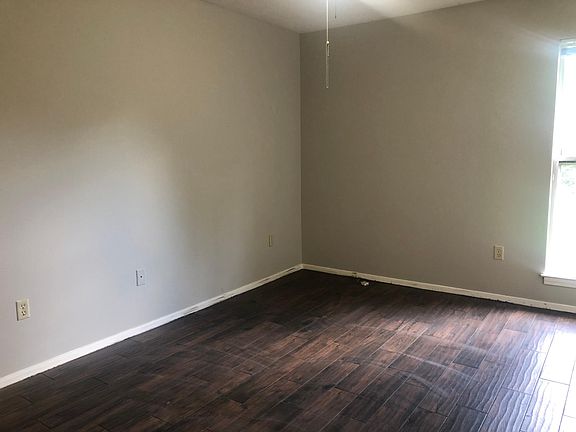 4th image of 10195 Curtis Dr
