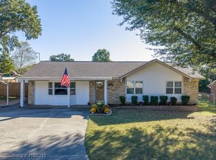 1008 3rd Ter, Barling, AR 72923