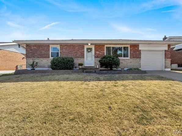 304 Southampton Dr, Saint Louis, MO 63125