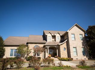 951 Cloninger Mill Rd NE, Hickory, NC 28601