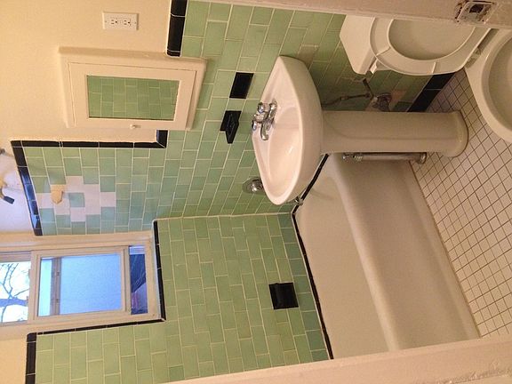 3rd image of 15119 34th Ave APT 2A