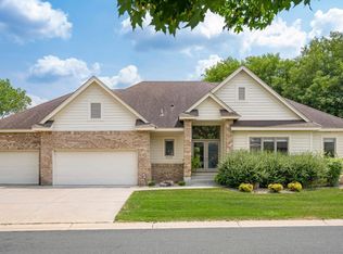 3025 Cedar Xing, Minnetonka, MN 55305