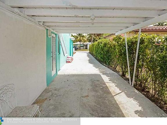 4th image of 615 SW 16th St