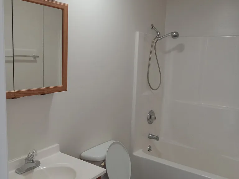 312 Kenova Ave — Photo 20