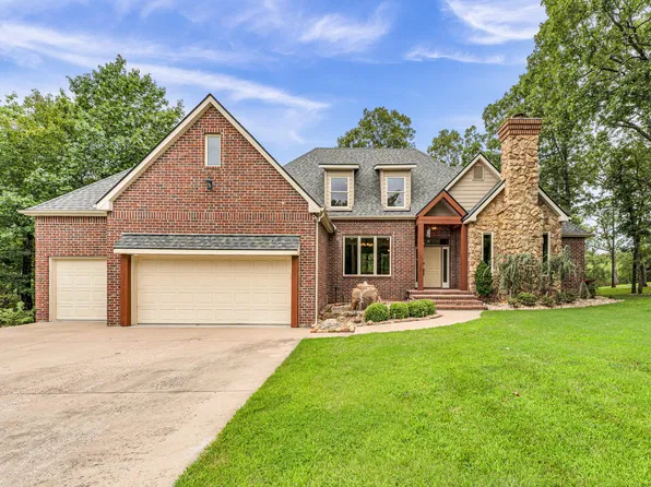 93 Bedrock Cir, Branson West, MO 65737