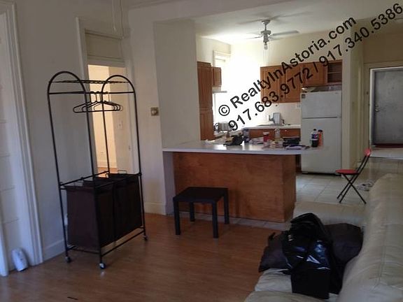 5th image of 3152 35th St APT 2f