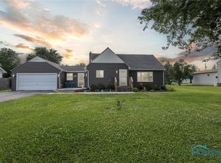 29037 Millbury Rd, Millbury, OH 43447