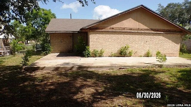 507 W Clare St — Photo 3