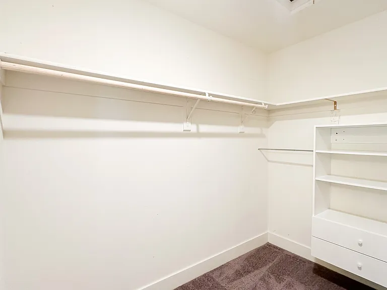 10112 Cooper Lake Ave — Photo 13