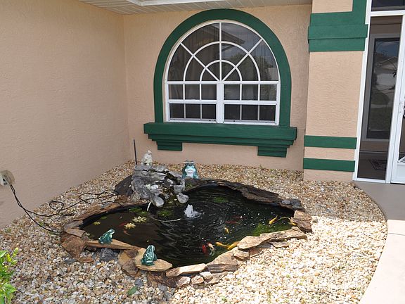 3rd image of 228 NE 9th St