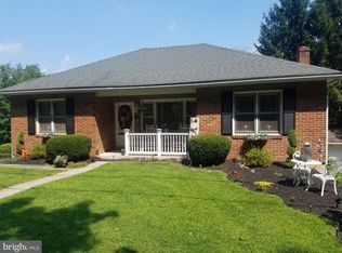 77 Mexico Rd, Pine Grove, PA 17963