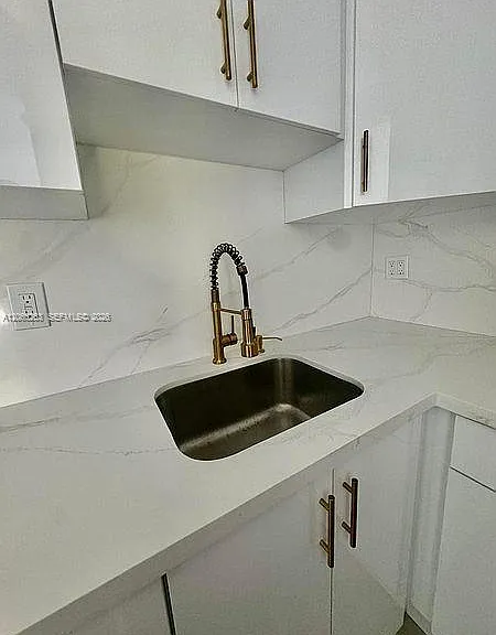 7195 NW 179th St #107 — Photo 7