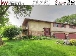 3580 Garden Blvd N, Oakdale, MN 55128
