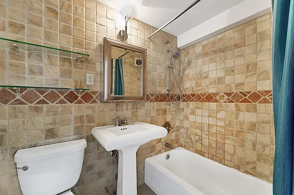 Rented by Compass | media 29