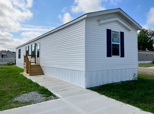 800 Cottonwood Ln, Rochester, IN 46975