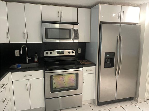 2nd image of 545 Oaks Lane #308