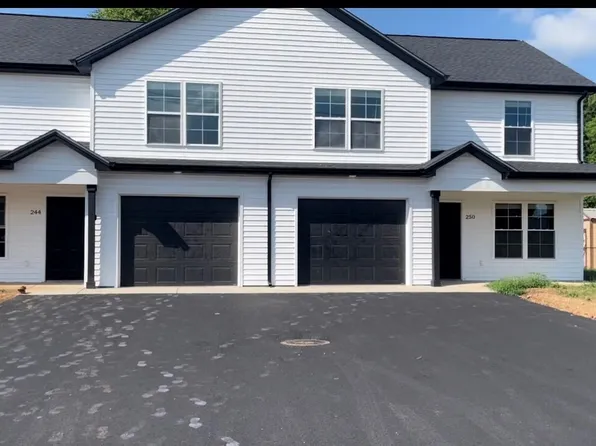 249 Whispering Hills Blvd, Bowling Green, KY 42101