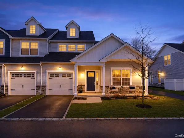 59 Farm Acre Circle, Mount Sinai, NY 11766