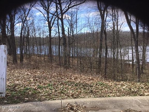 2nd image of 6655 E Bay Ct