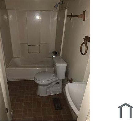 2nd image of 270 Hydrolia St