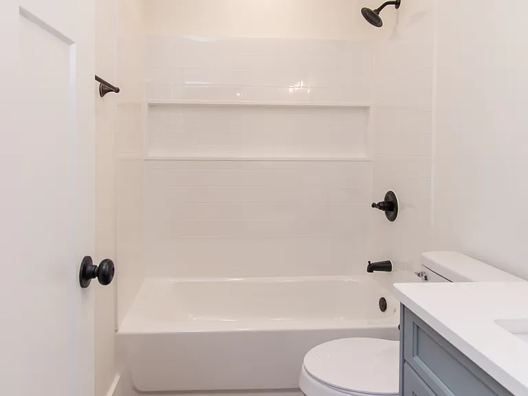 118 Hamilton Rd — Photo 15
