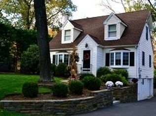 33 Pill Hill Rd, Bernardsville, NJ 07924