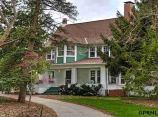 9953 Florence Heights Blvd, Omaha, NE 68112