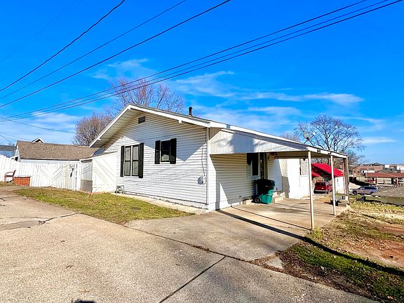 3rd image of 212 N Central Avenue