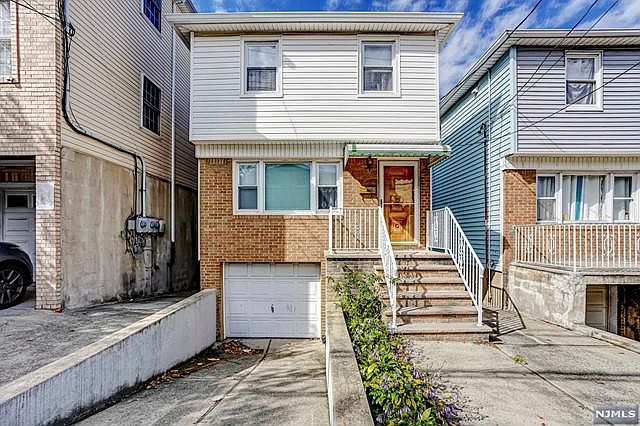 1st image of 461 Liberty Ave