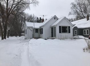 2642 Harvester Ave E, Maplewood, MN 55119