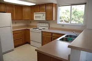 2534 W Pikes Peak Ave — Photo 4