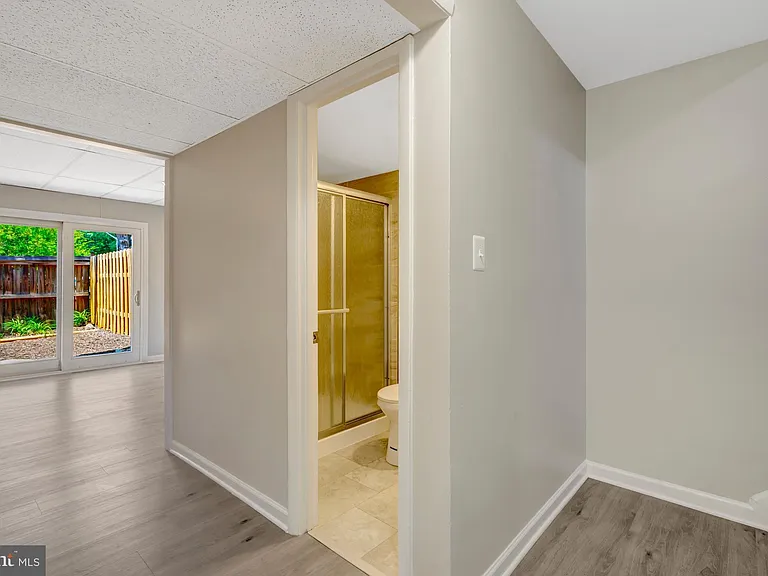 7065 Leewood Forest Dr — Photo 44