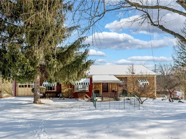 353 Mars Valencia Rd, Mars, PA 16046