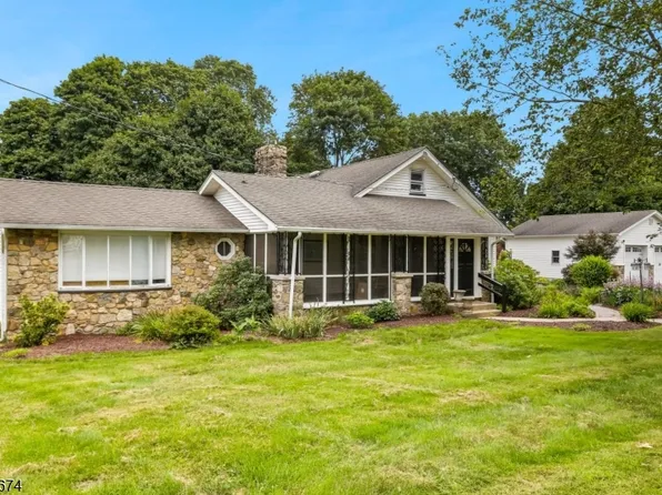 11 Clearwater Rd, Mount Olive Twp., NJ 07828