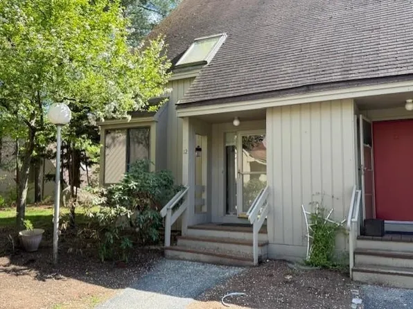 12 Belmont Court, Bedford, NH 03110