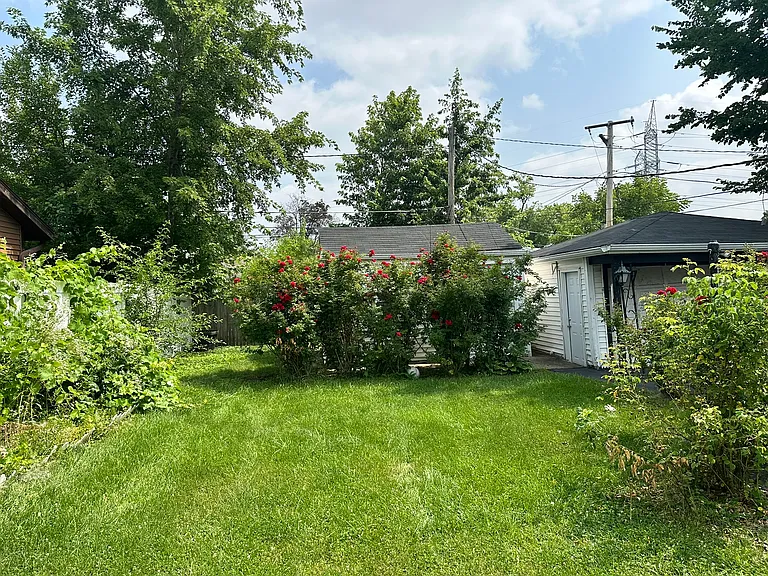 129 E Dennis Rd — Photo 8