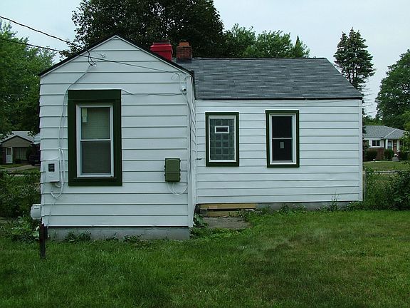 3rd image of 28770 Glasgow St