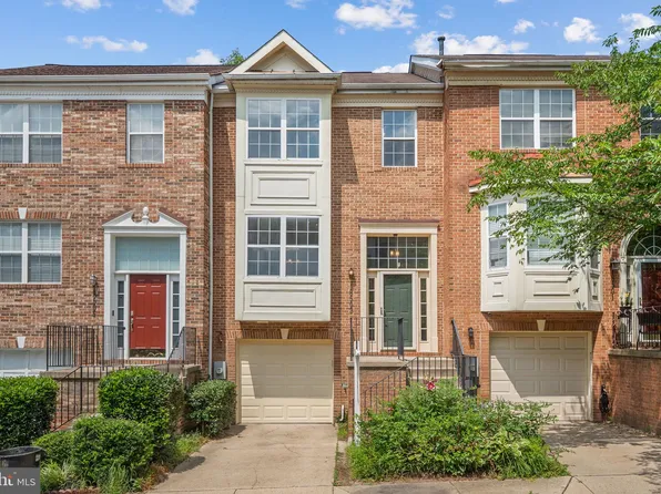 18503 Carriage Walk Cir, Gaithersburg, MD 20879