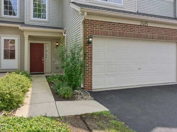 2485 Jamestown Ln, Aurora, IL 60502