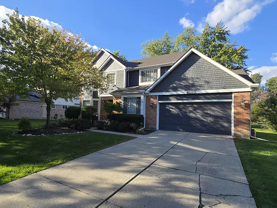 6583 Mountain Dr
