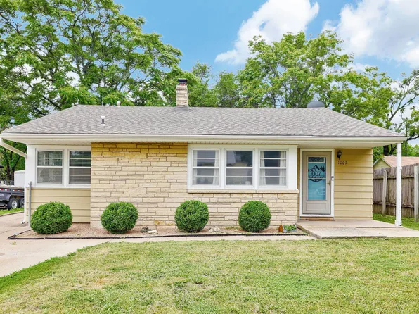 1007 W Towanda Ave, El Dorado, KS 67042